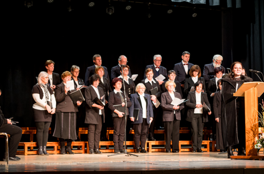 Egy csodálatos születés Csornán